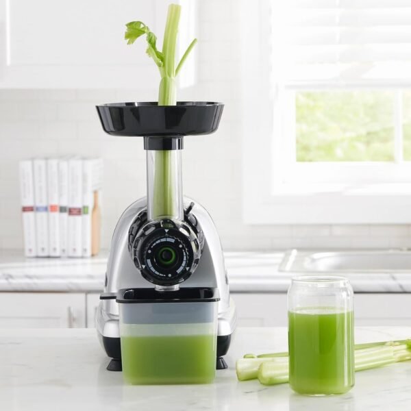 51pLVmqx76L._AC_SL1000_ Omega Masticating Juicer MM900HDS review Cold Press Machine for Celery and Nutrient Extraction